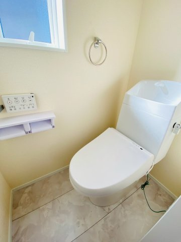 リーブルガーデン／菊陽町原水第三／２号棟のトイレ