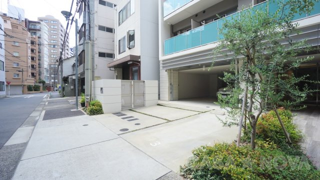 デュオフラッツ鶴舞のエントランス|ゆとりのあるエントランスです