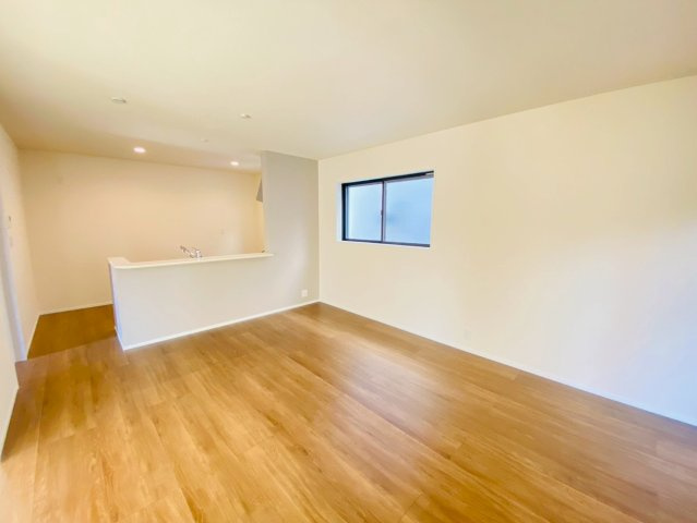 リーブルガーデン／菊陽町原水第三／３号棟の居間・リビング