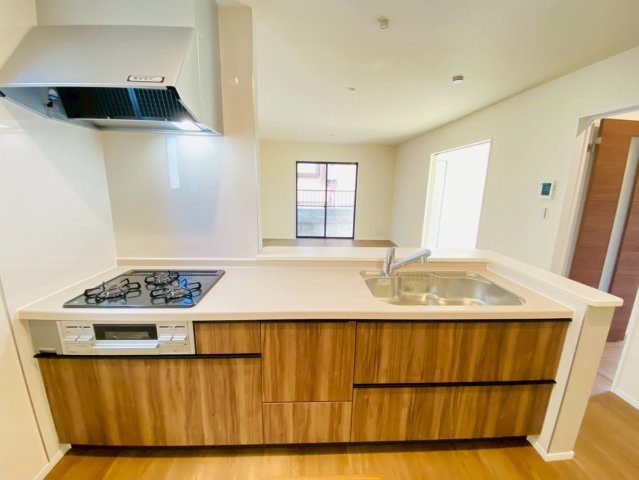 リーブルガーデン／菊陽町原水第三／３号棟のキッチン