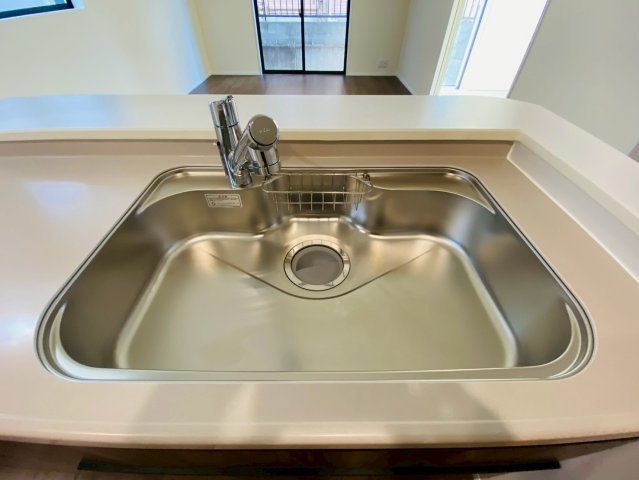 リーブルガーデン／菊陽町原水第三／３号棟のキッチン