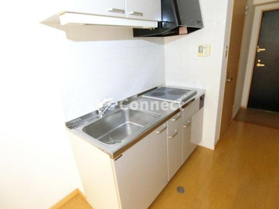 【キッチン】 | コージーコート高森Ａ棟 | ２口ＩＨヒーターのシステムキッチン。