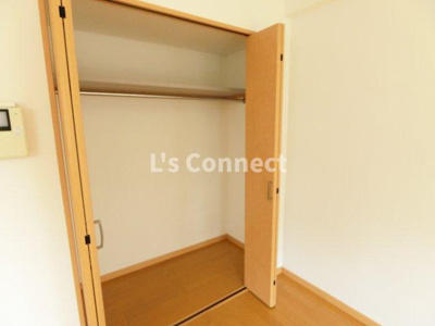 【収納】 | コージーコート高森Ａ棟 | クローゼットでお荷物もすっきり収納。