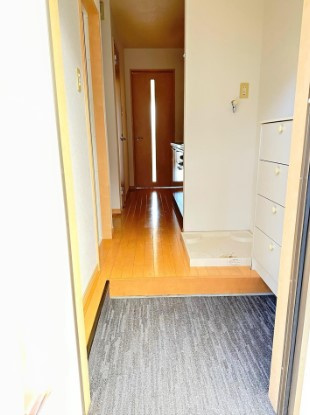 セレーノ吉浦の玄関