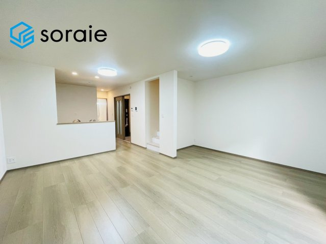 ハートフルタウン所沢市中新井３丁目　新築戸建　全２棟の居間・リビング|4/20撮影