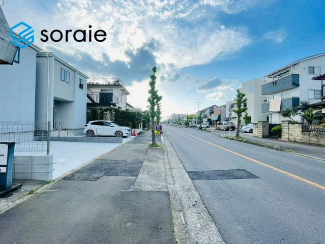 ハートフルタウン所沢市中新井３丁目　新築戸建　全２棟の前面道路含む現地写真|4/20撮影
