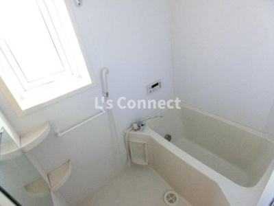 【浴室】 | シオンコート | 追焚き機能付きのお風呂。