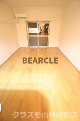 【寝室】 | サンロイヤル三条