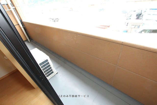 【バルコニー】 | ル・プランタンⅡ | 外からの目が気にならないバルコニーで洗濯物が干せます
ル・プランタンⅡ　205号室　2022/5/23