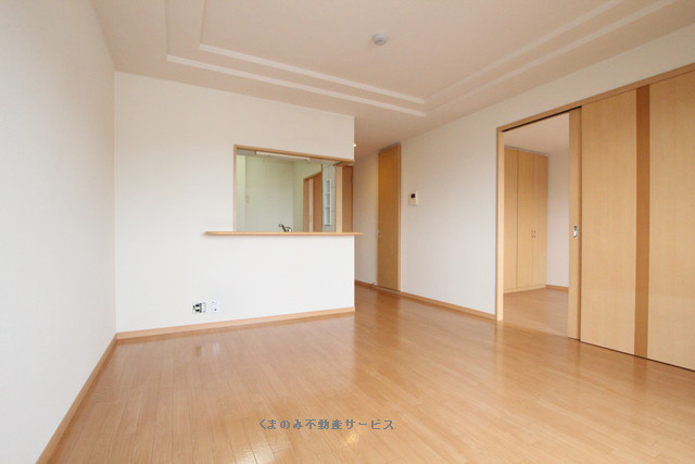 【居間・リビング】 | ル・プランタンⅡ | ゆったりとしたリビングです
ル・プランタンⅡ　205号室　2022/5/23