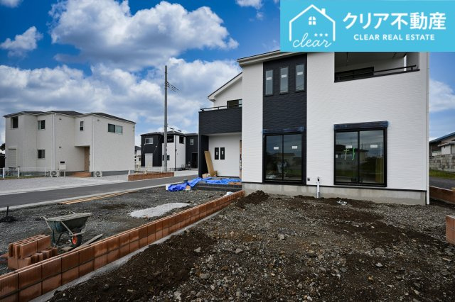 【庭】 | 大泉第15寄木戸　リーブルガーデン | 広々としたお庭でバーベキューやガーデニングも楽しめます♪