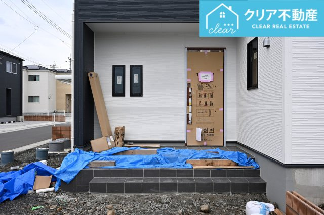 【玄関】 | 大泉第15寄木戸　リーブルガーデン | 玄関はディンプルキー＆ダブルロックドア採用で防犯対策もバッチリです！