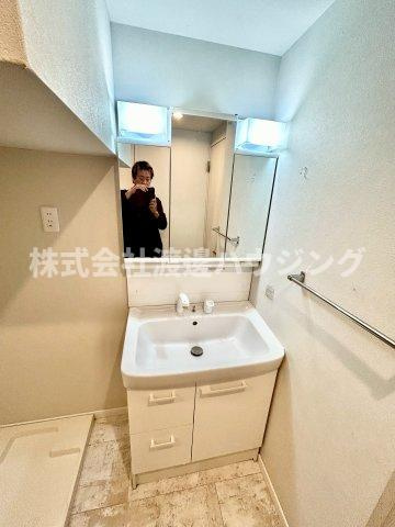 新今里1丁目一戸建の洗面所