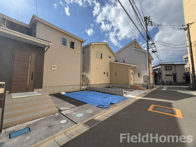 平塚市平塚３丁目新築戸建て　№15の前面道路含む現地写真|前面道路含む現地写真です。
