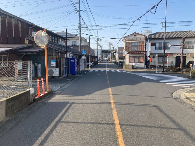 小郡市小郡　売り土地の前面道路含む現地写真