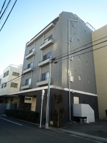 セレニティ久が原の外観