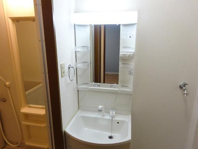 ヴィラプレールの洗面所|洗髪洗面化粧台