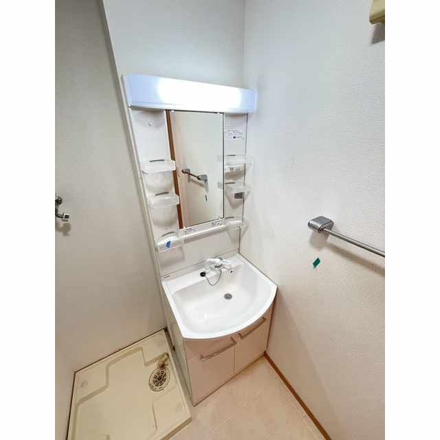 セレーノの浴室|反転