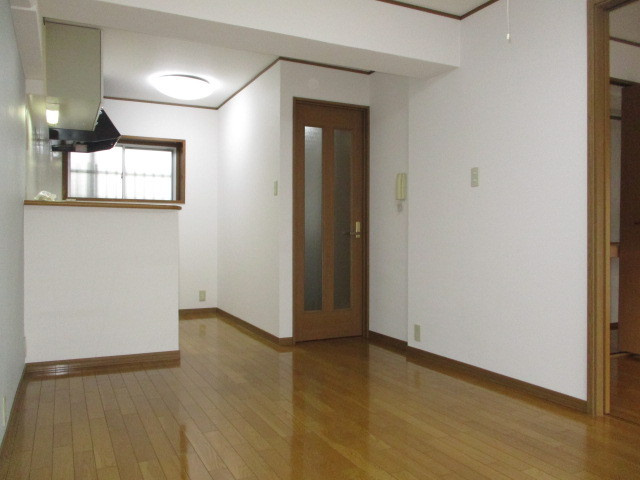 笑光マンションの居間・リビング