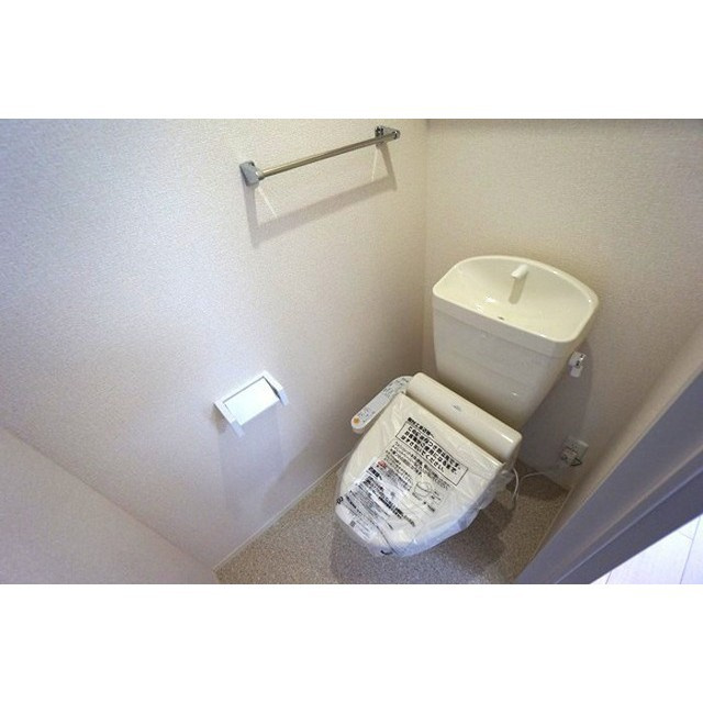 岐阜市領下のアパートのトイレ