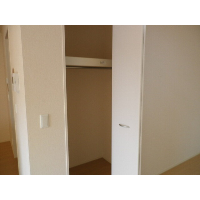 プレジール　Ａ棟の収納