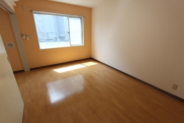 【洋室】 | エストゥディオ瀬田