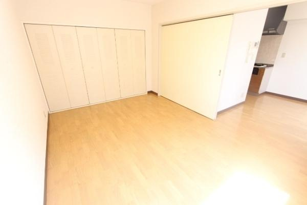 【洋室】 | エストゥディオ瀬田