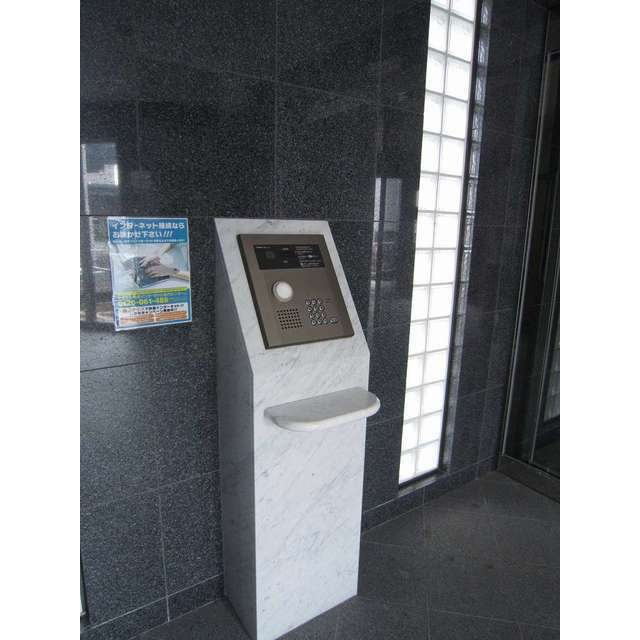 グラシエのエントランス|オートロック