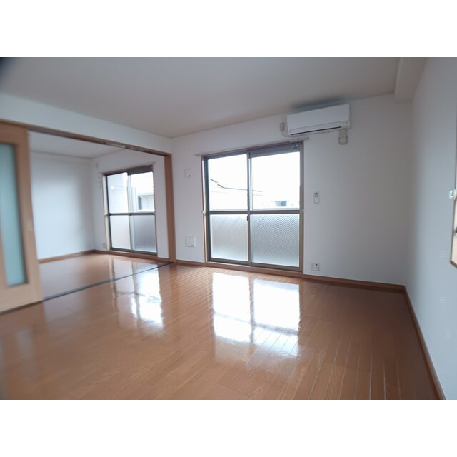 グラシエの居間・リビング