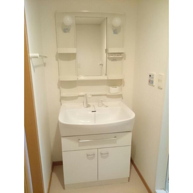 グラシエの洗面所