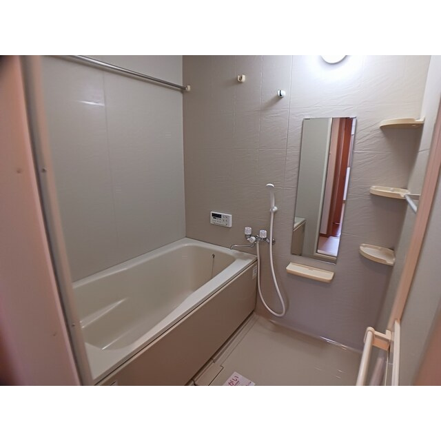 グラシエの浴室