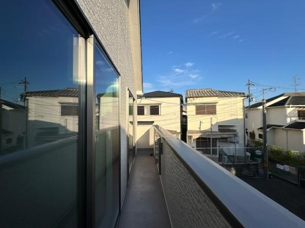 【バルコニー】