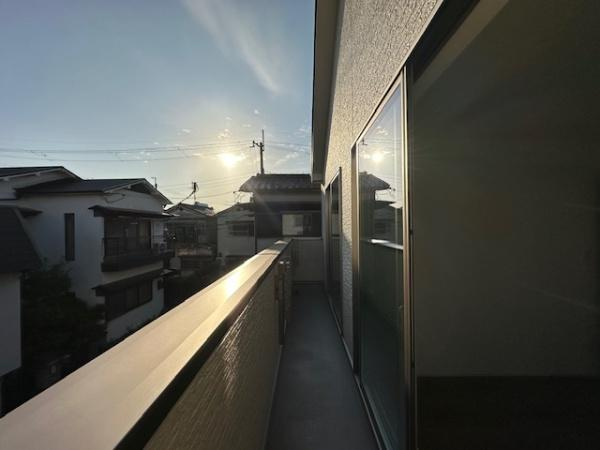 【バルコニー】