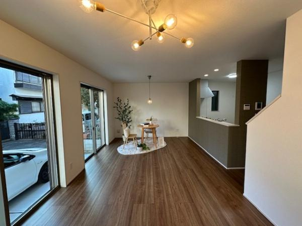 【居間・リビング】