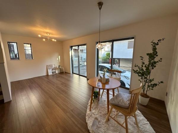 【居間・リビング】