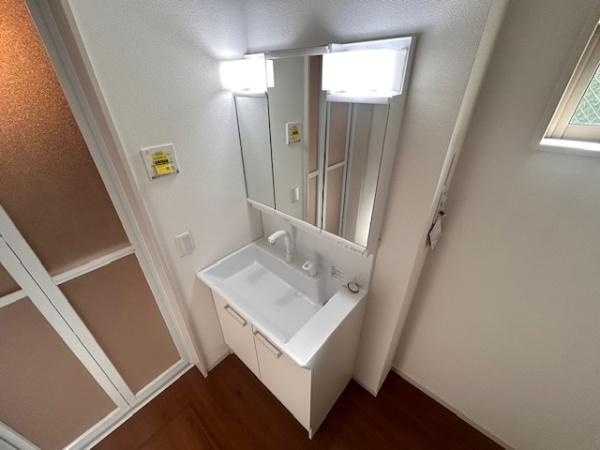 【独立洗面台】