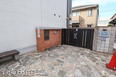 【エントランス】 | カンフリエ