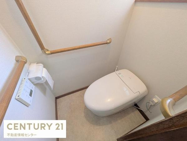 【トイレ】 | 田中１丁目　中古戸建 | 温水洗浄機能付きトイレ