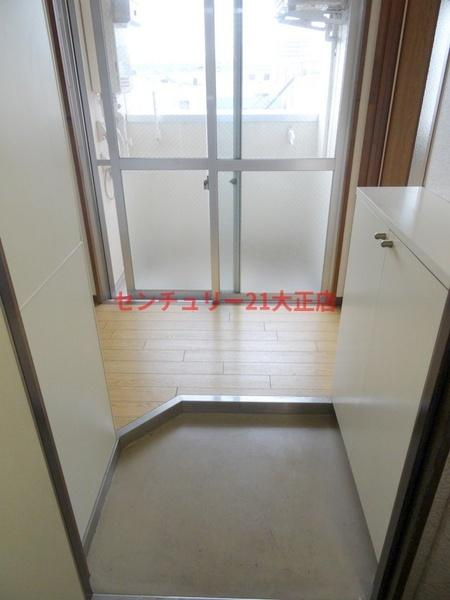 マンション雅の玄関