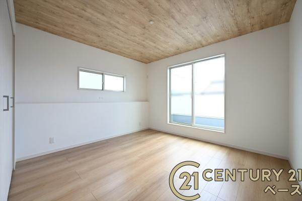 桜井市芝 ２号地／一戸建の洋室|■現地撮影写真■明るい雰囲気の洋室です！