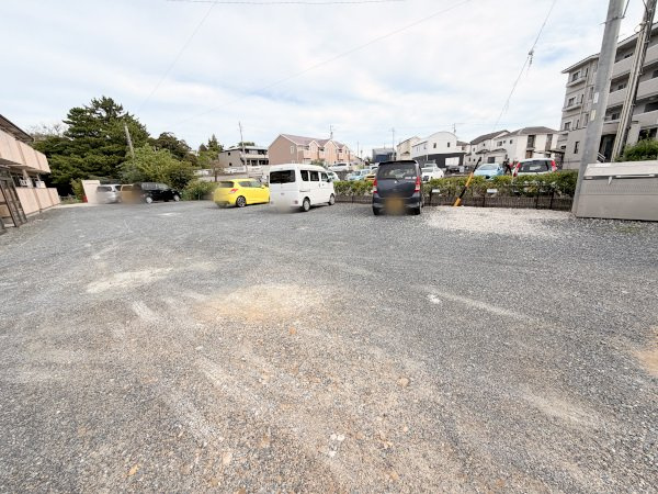 イマージュⅡの駐車場