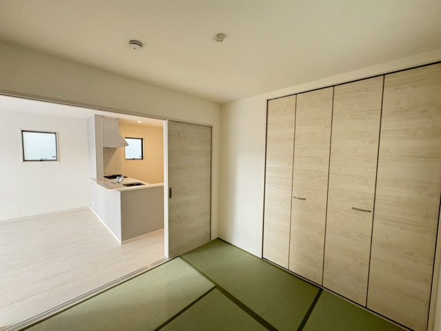 ■■八重瀬町伊覇第２－２号棟（全３棟）の和室|和室、ちょっとしたくつろぎスペースにいかがでしょうか