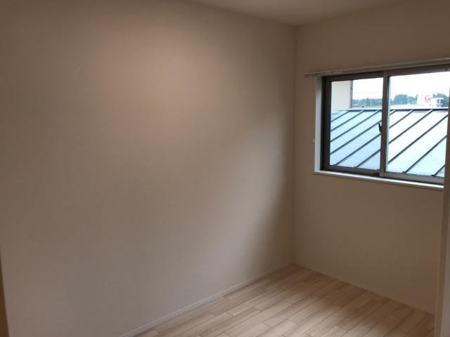 エイト・アヴェニューの内装|洋室