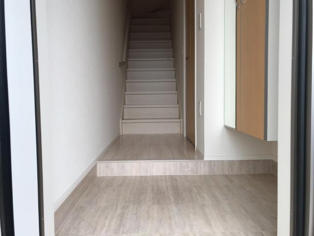 エイト・アヴェニューの玄関|玄関