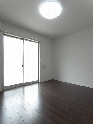 リブリ・新千葉の居間・リビング|使いやすい居間です