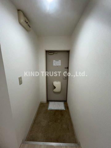 LeA・LeA梅田一番館の玄関|明るい玄関です