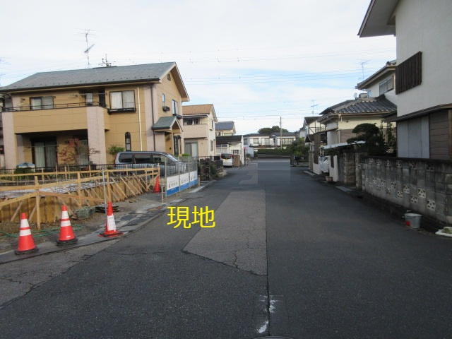 【仲介手数料無料】新築戸建　嵐山町志賀274-41（全1棟）の前面道路含む現地写真