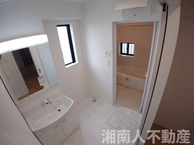 茅ヶ崎市松林2丁目 新築戸建 全5棟の独立洗面台|独立洗面台です