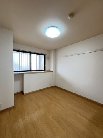 ティンカー・ベルの洋室