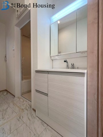 教育施設徒歩５分圏内　沢野2丁目　新築限定1棟の独立洗面台